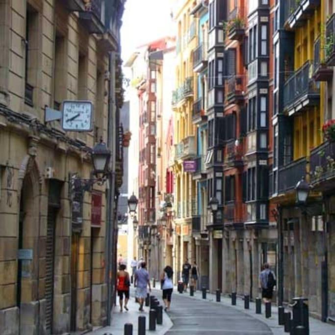 La Casita Verde. Metro Cerca Del Casco Viejo Bilbao Exterior photo